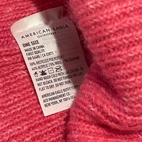 NWT American Eagle Outfitters Pink Beanie With Cuff New! - Picture 4 of 4